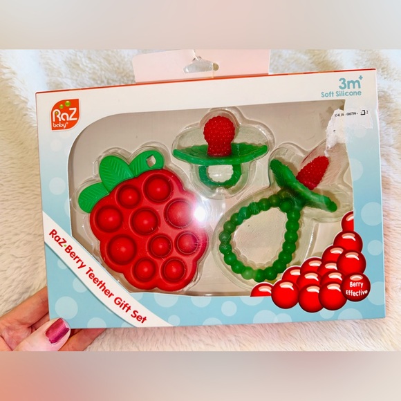 NWT Raz Baby Raz Berry Teether Gift Set - Picture 5 of 5